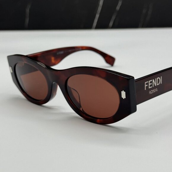 NEW FE40125F 54S FENDI SUNGLASSES SHINY RED HAVANA WOMEN EYEWEAR FENDI - Picture 7 of 12
